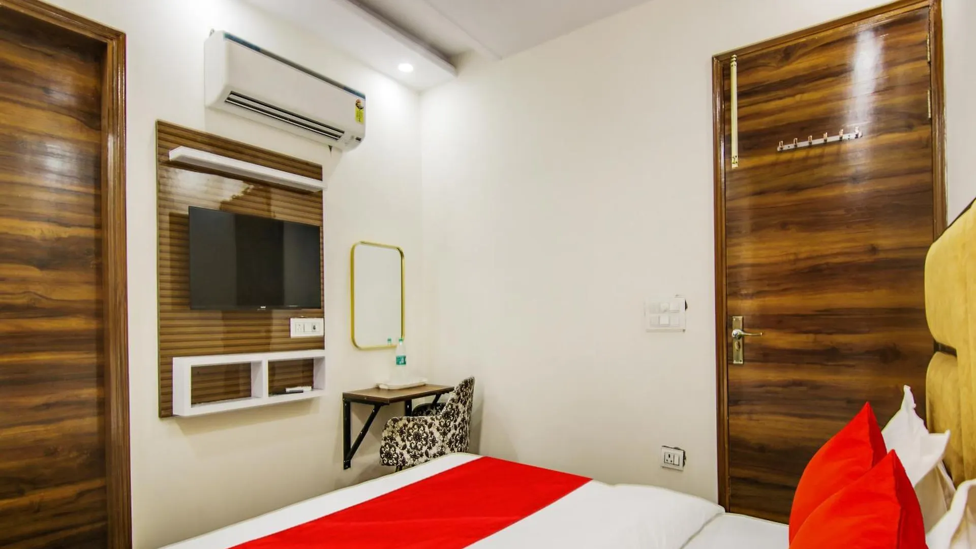 ***  Hotel O Ar Residency Delhi  India