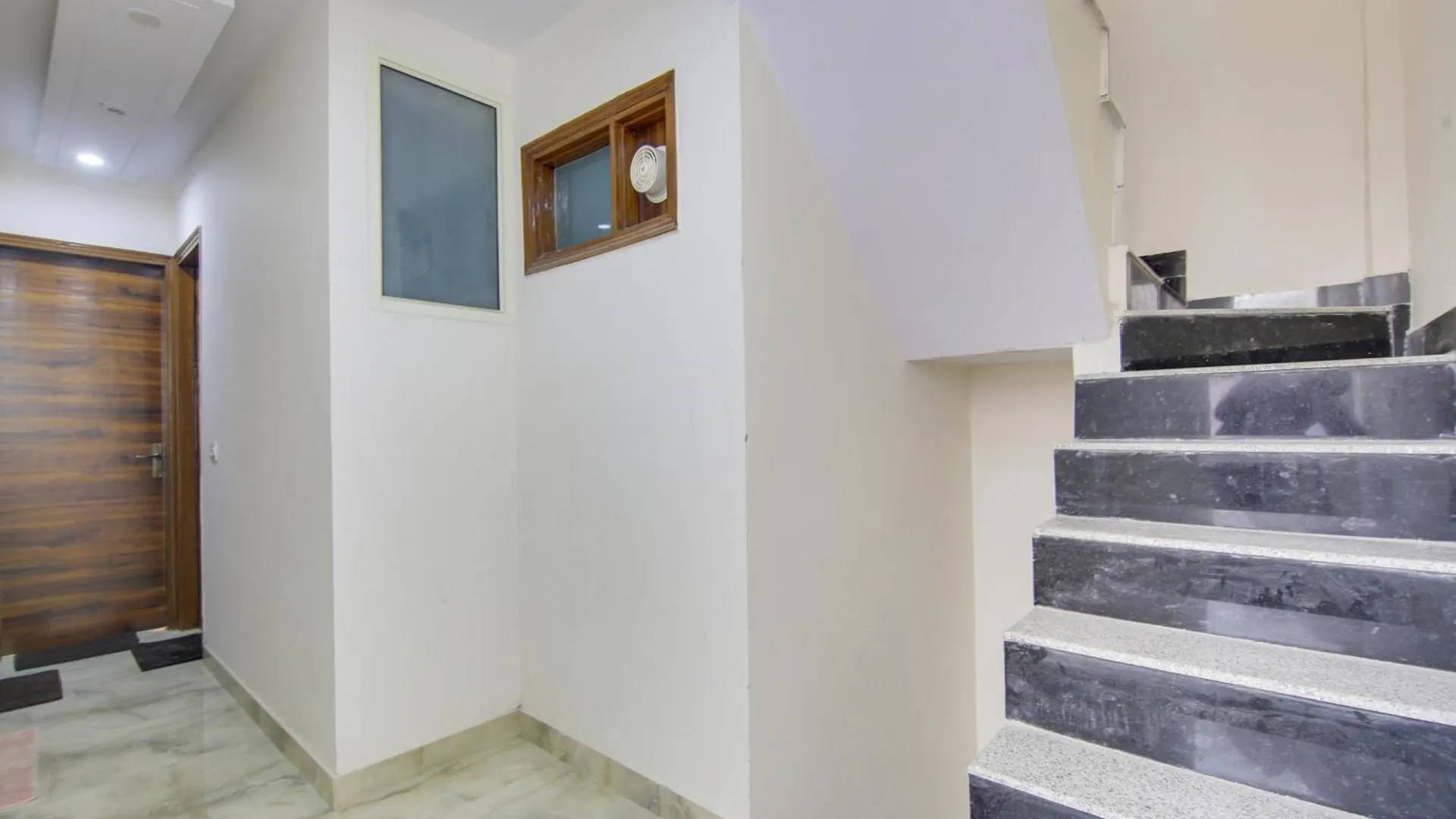 Hotel O Ar Residency Delhi   Delhi (National Capital Territory of India)